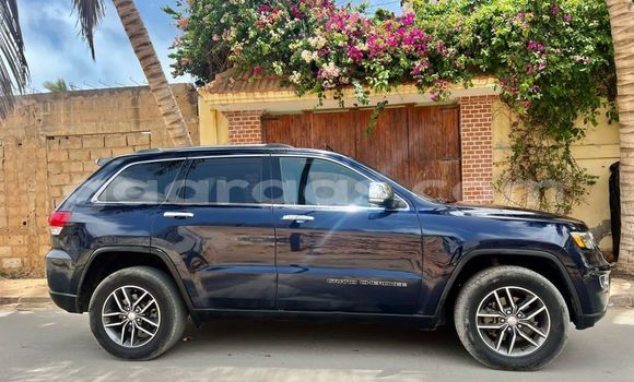 Dieundeu Occasion Jeep Grand Cherokee Black Auto in Dakar in Dakar