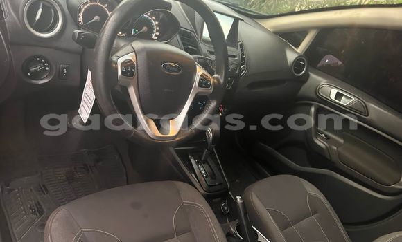 Acheter Occasion Voiture Ford Fiesta Noir à Dakar, Dakar Acheter Occasion Voiture Ford Fiesta Noir à Dakar, Dakar