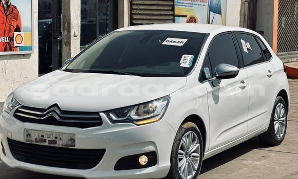 Acheter Import Voiture Citroen C4 Blanc à Dakar, Dakar Acheter Import Voiture Citroen C4 Blanc à Dakar, Dakar