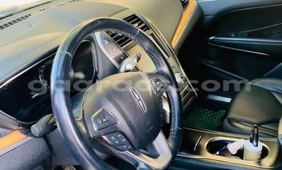 Dieundeu Occasion Lincoln Aviator Red Auto in Dakar in Dakar Dieundeu Occasion Lincoln Aviator Red Auto in Dakar in Dakar