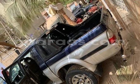 Dieundeu Occasion Mitsubishi Airtrek Black Auto in Dakar in Dakar Dieundeu Occasion Mitsubishi Airtrek Black Auto in Dakar in Dakar