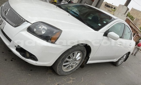 Buy Used Mitsubishi Lancer Cargo White Car in Dakar in Dakar