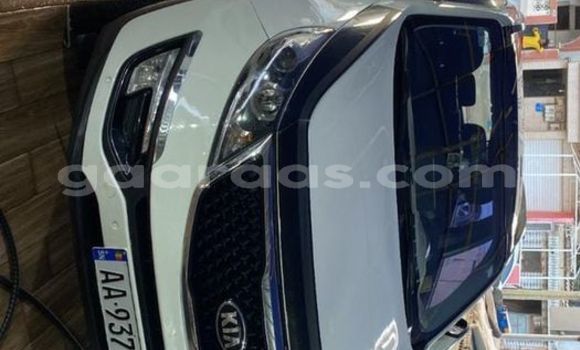 Dieundeu Occasion Kia Spectra White Auto in Dakar in Dakar Dieundeu Occasion Kia Spectra White Auto in Dakar in Dakar