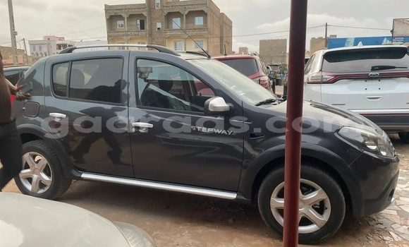 Dieundeu Occasion Dacia Sandero Black Auto in Dakar in Dakar Dieundeu Occasion Dacia Sandero Black Auto in Dakar in Dakar