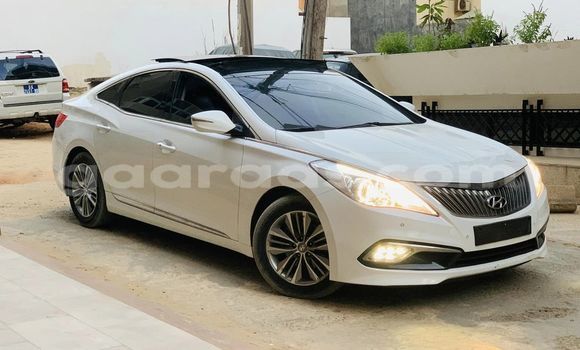 Acheter Occasion Voiture Hyundai Grandeur Blanc à Dakar, Dakar Acheter Occasion Voiture Hyundai Grandeur Blanc à Dakar, Dakar