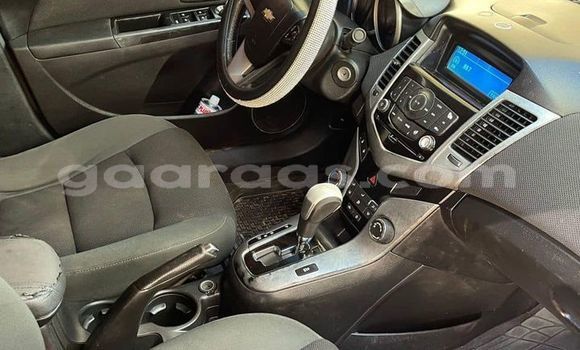 Buy Used Chevlolet Spin White Car in Dakar in Dakar Buy Used Chevlolet Spin White Car in Dakar in Dakar