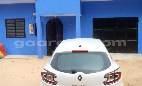 Acheter Occasion Voiture Renault Megane Blanc à Mbour, Thies Acheter Occasion Voiture Renault Megane Blanc à Mbour, Thies