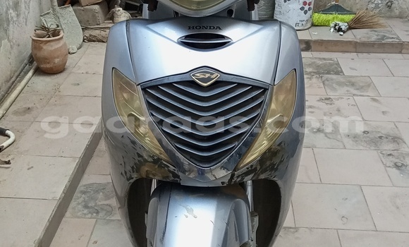 Medium with watermark honda scooters dakar dakar 11466