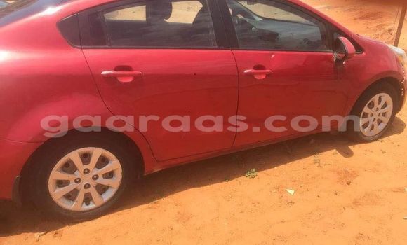 Buy Used Kia Rio Red Car in Dakar in Dakar