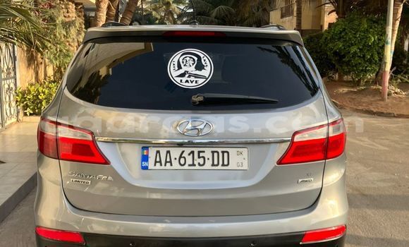 Acheter Occasion Voiture Hyundai Santa Fe Gris à Dakar, Dakar Acheter Occasion Voiture Hyundai Santa Fe Gris à Dakar, Dakar
