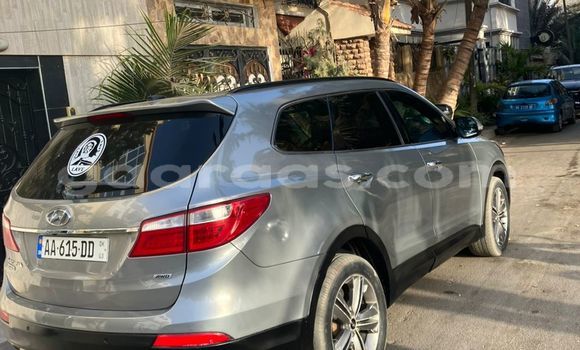 Acheter Occasion Voiture Hyundai Santa Fe Gris à Dakar, Dakar Acheter Occasion Voiture Hyundai Santa Fe Gris à Dakar, Dakar
