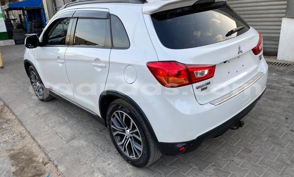 Acheter Import Voiture Mitsubishi RVR Blanc à Dakar, Dakar Acheter Import Voiture Mitsubishi RVR Blanc à Dakar, Dakar