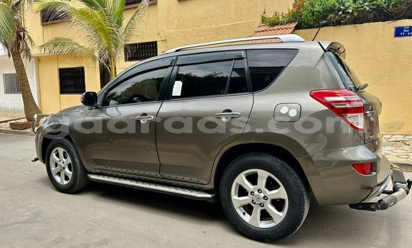 Dieundeu Occasion Toyota RAV4 Black Auto in Dakar in Dakar Dieundeu Occasion Toyota RAV4 Black Auto in Dakar in Dakar