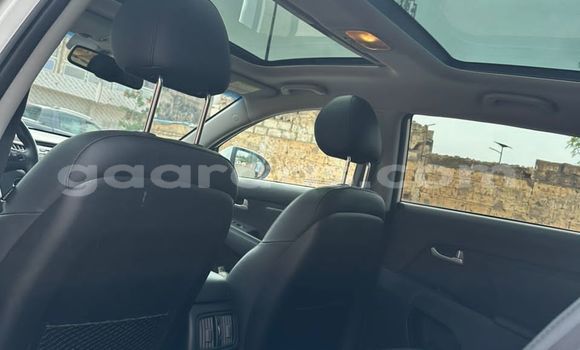 Acheter Import Voiture Kia Sportage Blanc à Dakar, Dakar Acheter Import Voiture Kia Sportage Blanc à Dakar, Dakar