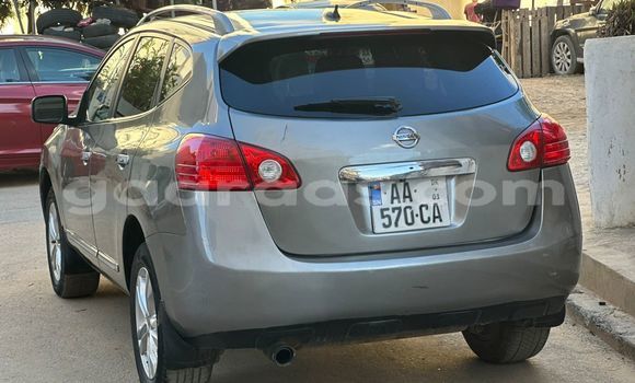 Buy Used Nissan Rogue Silver Car in Dakar in Dakar Buy Used Nissan Rogue Silver Car in Dakar in Dakar