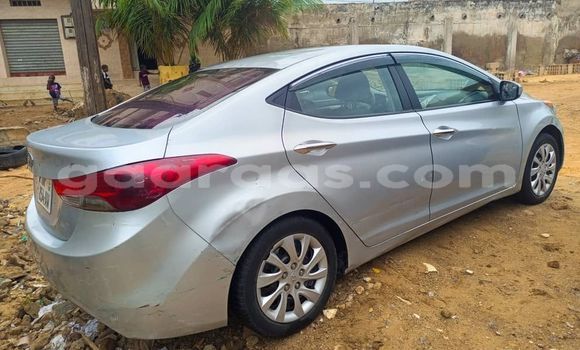 Acheter Occasion Voiture Hyundai Elantra Gris à Dakar, Dakar Acheter Occasion Voiture Hyundai Elantra Gris à Dakar, Dakar