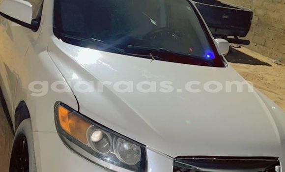 Dieundeu Occasion Hyundai Santa Fe White Auto in Dakar in Dakar Dieundeu Occasion Hyundai Santa Fe White Auto in Dakar in Dakar