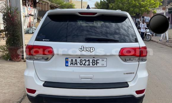 Acheter Occasion Voiture Jeep Grand Cherokee Blanc à Dakar, Dakar Acheter Occasion Voiture Jeep Grand Cherokee Blanc à Dakar, Dakar