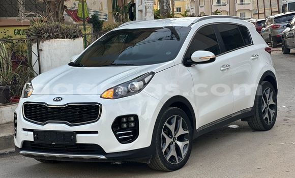 Acheter Import Voiture Kia Sportage Blanc à Dakar, Dakar Acheter Import Voiture Kia Sportage Blanc à Dakar, Dakar