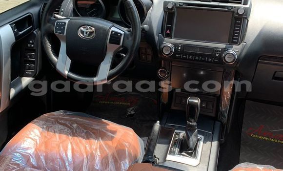 Acheter Import Voiture Toyota Prado Noir à Dakar, Dakar Acheter Import Voiture Toyota Prado Noir à Dakar, Dakar