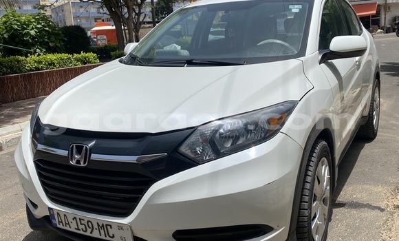 Acheter Occasion Voiture Honda HR–V Blanc à Dakar, Dakar Acheter Occasion Voiture Honda HR–V Blanc à Dakar, Dakar