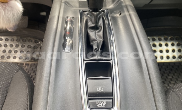 Acheter Occasion Voiture Honda HR–V Blanc à Dakar, Dakar Acheter Occasion Voiture Honda HR–V Blanc à Dakar, Dakar