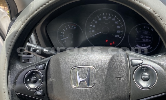 Acheter Occasion Voiture Honda HR–V Blanc à Dakar, Dakar Acheter Occasion Voiture Honda HR–V Blanc à Dakar, Dakar