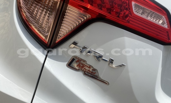 Acheter Occasion Voiture Honda HR–V Blanc à Dakar, Dakar Acheter Occasion Voiture Honda HR–V Blanc à Dakar, Dakar