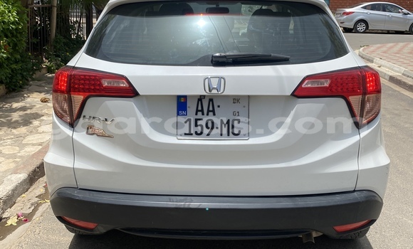 Acheter Occasion Voiture Honda HR–V Blanc à Dakar, Dakar Acheter Occasion Voiture Honda HR–V Blanc à Dakar, Dakar