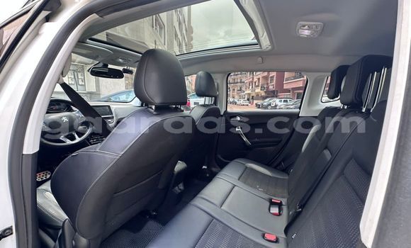 Dieundeu Imported Peugeot 2008 White Auto in Dakar in Dakar Dieundeu Imported Peugeot 2008 White Auto in Dakar in Dakar