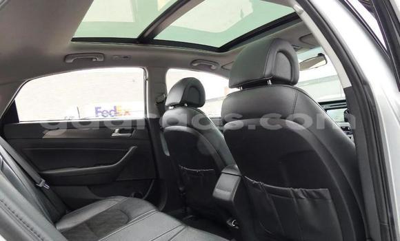 Dieundeu Occasion Hyundai Sonata Silver Auto in Dakar in Dakar Dieundeu Occasion Hyundai Sonata Silver Auto in Dakar in Dakar