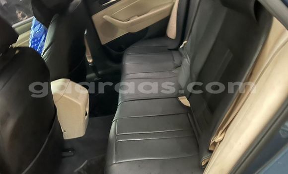 Dieundeu Occasion Hyundai Sonata Beige Auto in Dakar in Dakar Dieundeu Occasion Hyundai Sonata Beige Auto in Dakar in Dakar