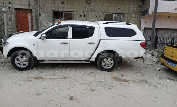 Acheter Occasion Voiture Mitsubishi ASX Blanc à Dakar, Dakar Acheter Occasion Voiture Mitsubishi ASX Blanc à Dakar, Dakar