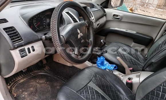 Acheter Occasion Voiture Mitsubishi ASX Blanc à Dakar, Dakar Acheter Occasion Voiture Mitsubishi ASX Blanc à Dakar, Dakar