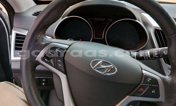 Acheter Occasion Voiture Hyundai Veloster Blanc à Dakar, Dakar Acheter Occasion Voiture Hyundai Veloster Blanc à Dakar, Dakar