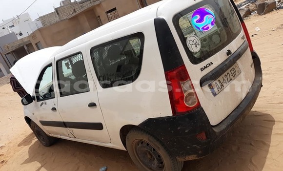 Acheter Occasion Voiture Dacia Logan Blanc à Dakar, Dakar Acheter Occasion Voiture Dacia Logan Blanc à Dakar, Dakar