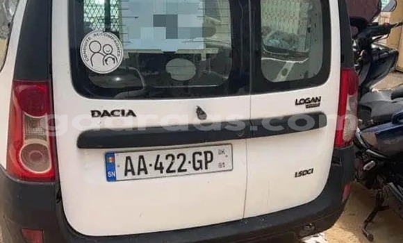 Acheter Occasion Voiture Dacia Logan Blanc à Dakar, Dakar Acheter Occasion Voiture Dacia Logan Blanc à Dakar, Dakar