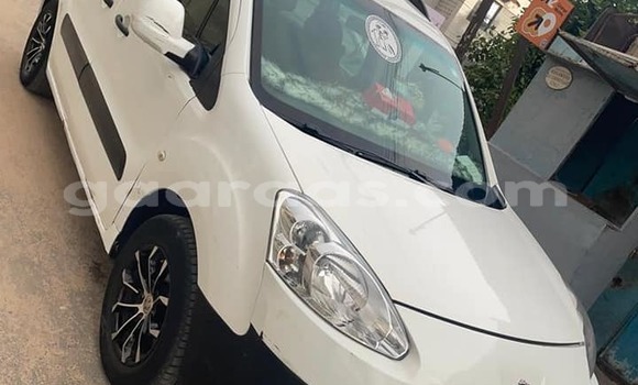 Dieundeu Occasion Peugeot Partner White Auto in Dakar in Dakar Dieundeu Occasion Peugeot Partner White Auto in Dakar in Dakar