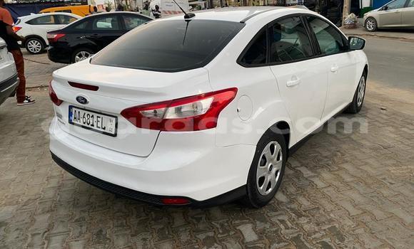 Acheter Occasion Voiture Ford Focus Blanc à Dakar, Dakar Acheter Occasion Voiture Ford Focus Blanc à Dakar, Dakar