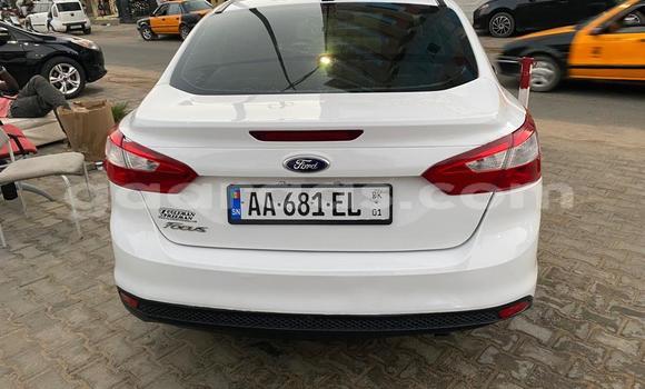 Acheter Occasion Voiture Ford Focus Blanc à Dakar, Dakar Acheter Occasion Voiture Ford Focus Blanc à Dakar, Dakar