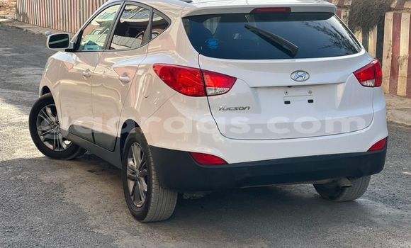 Acheter Import Voiture Hyundai Tucson Blanc à Dakar, Dakar Acheter Import Voiture Hyundai Tucson Blanc à Dakar, Dakar