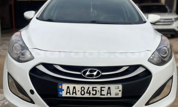 Buy Used Hyundai Elantra White Car in Dakar in Dakar Buy Used Hyundai Elantra White Car in Dakar in Dakar