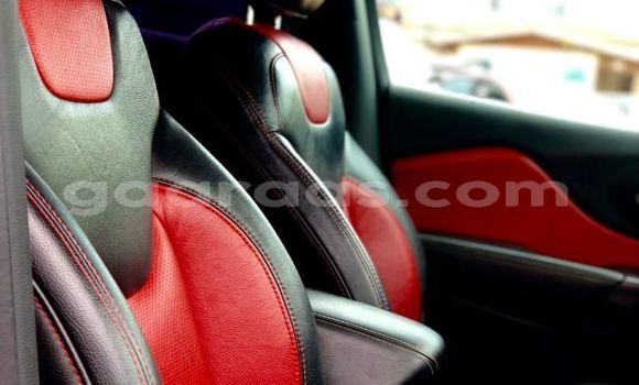 Buy Import Jeep Cherokee Red Car in Dakar in Dakar Buy Import Jeep Cherokee Red Car in Dakar in Dakar