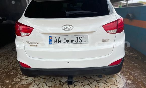 Dieundeu Occasion Hyundai Tucson White Auto in Dakar in Dakar Dieundeu Occasion Hyundai Tucson White Auto in Dakar in Dakar
