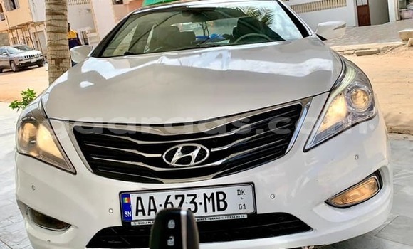 Dieundeu Occasion Hyundai Grandeur White Auto in Dakar in Dakar Dieundeu Occasion Hyundai Grandeur White Auto in Dakar in Dakar