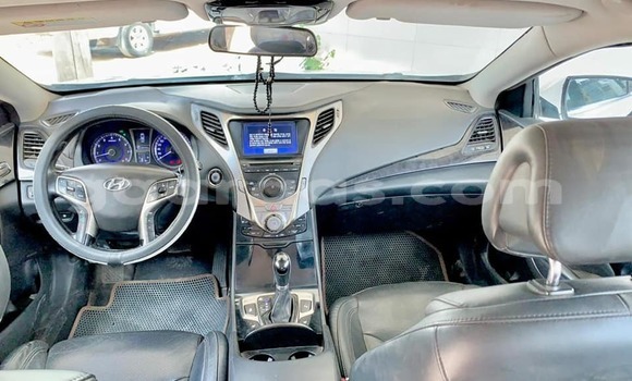 Dieundeu Occasion Hyundai Grandeur White Auto in Dakar in Dakar Dieundeu Occasion Hyundai Grandeur White Auto in Dakar in Dakar