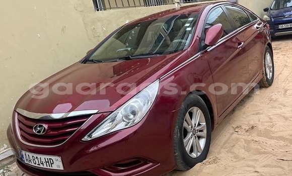 Dieundeu Occasion Hyundai Sonata Red Auto in Dakar in Dakar Dieundeu Occasion Hyundai Sonata Red Auto in Dakar in Dakar