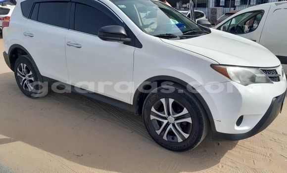 Acheter Occasion Voiture Toyota RAV4 Blanc à Dakar, Dakar