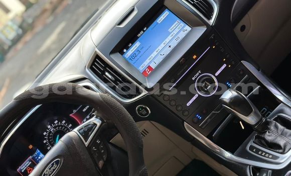 Acheter Occasion Voiture Ford Edge Blanc à Dakar, Dakar Acheter Occasion Voiture Ford Edge Blanc à Dakar, Dakar