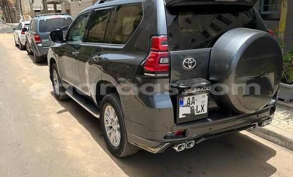 Buy Used Toyota Land Cruiser Prado Silver Car in Dakar in Dakar Buy Used Toyota Land Cruiser Prado Silver Car in Dakar in Dakar